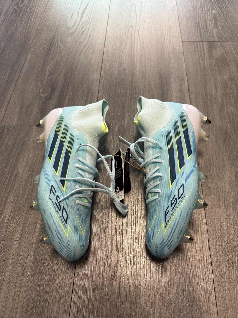 Adidas F50 Sparkfusion Elite Mid SG-PRO Soccer Cleats $260 JR8900 Women’s Size 7